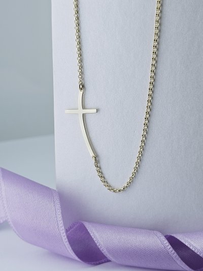 Minimalistické retiazky (celebritky)