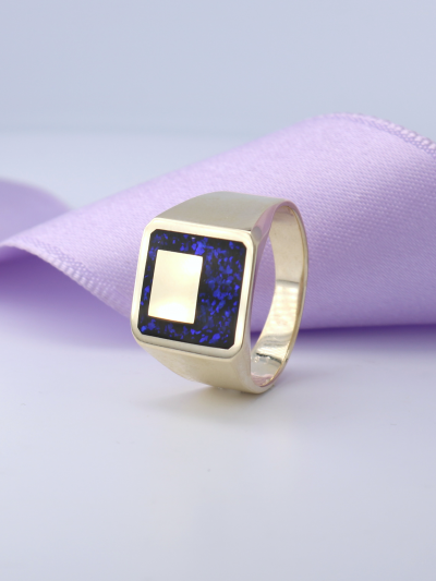 Pánsky prsteň s modrým koloritom