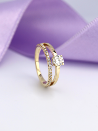 Dvojitý diamantový prsteň